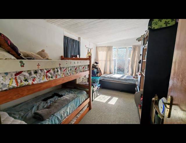 5 BEDROOM HOUSE FOR SALE IN LYTTELTON MANOR